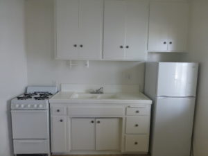 024-0006 kitchn front